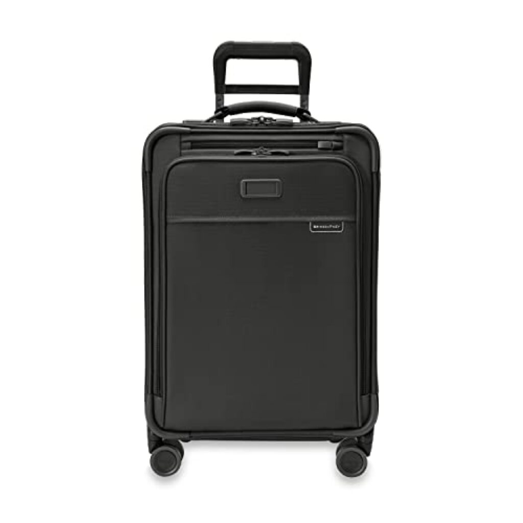 Briggs & Riley Baseline Essential 22″ CarryOn Expandable Spinner